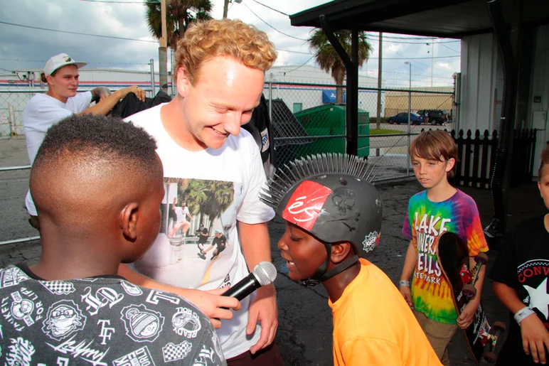 <!--awaydaysphotos-->
Everyone was trying to get on the mic and spit a few things.