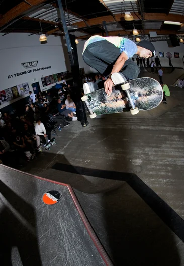 <!--dacm16-quals-->

Angel Ortega takes it to Outerspace with a Backside Grab over the hip.