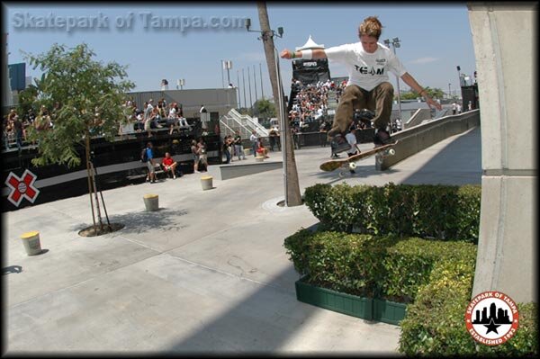 Lauren Perkins - kickflip