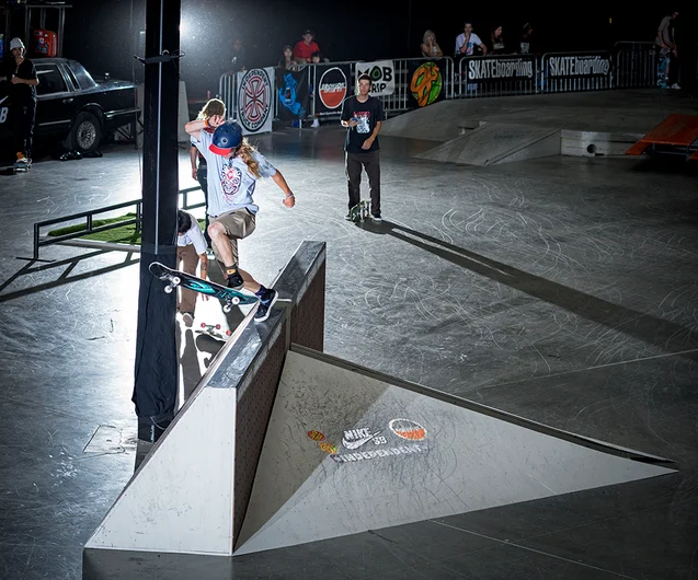 <!--dala18quals-->

As far as trickery goes, this is the kinda classic hijinx you can expect from Andy Anderson.
