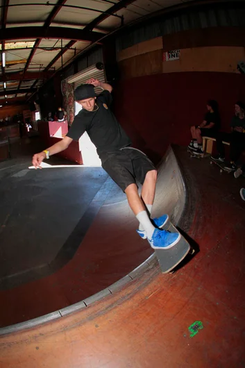 <!--vdaymass2015-->

Nick Wallace - Front Feeble through the corner.