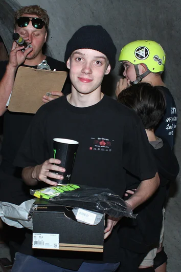 <!--creechpreem-->
Wes ripped all night and received a well deserved prize. SPoT Team represent!