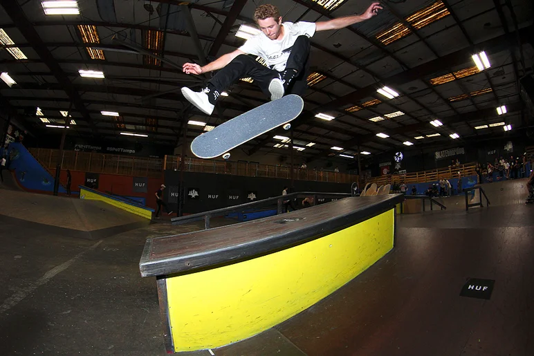 <!--soj17-->

Jake Anderson - Kickflip