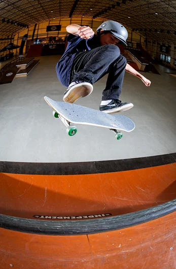 <!--daja18-quals-->

Did not bother to get this kid's name as I thought he was one of the Kobayashi twins, but turns out he’s a Frontside Flipping decoy!!
