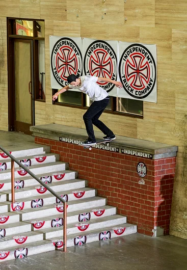 <!--dala19quals-->

No hits the out ledge, but Marcus Sarsycki did with a Backtail!
