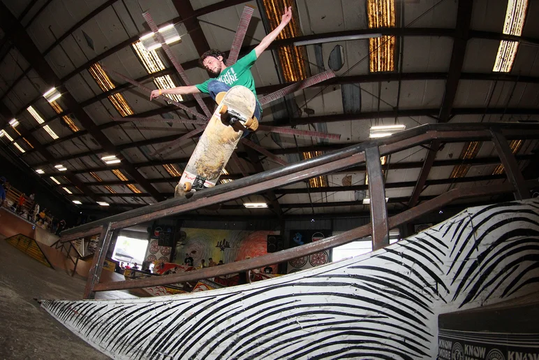 <!--BTSB18-->

Nick Cordano : FS Nosegrind