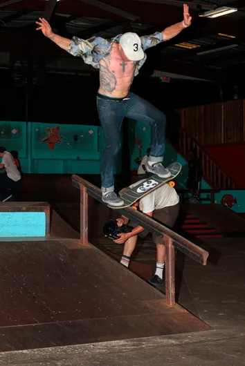 <!--zero-demo20-->

Jamie Thomas has been putting in work for over 20 years to be here today and it shows. He’s setting up, taking charge and Gap to Blunting rails while he’s at it.
