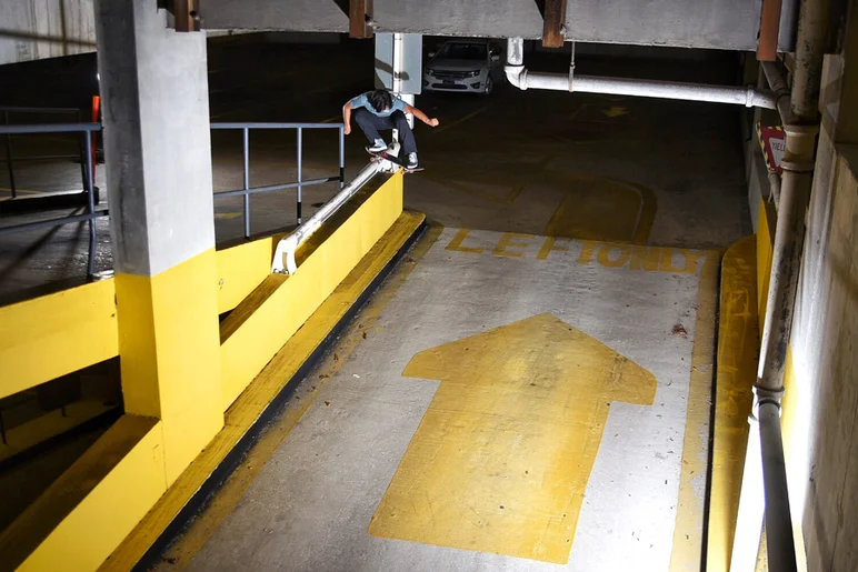 <!--veervidphotos-->
Sam : Front 180 in a tight spot
