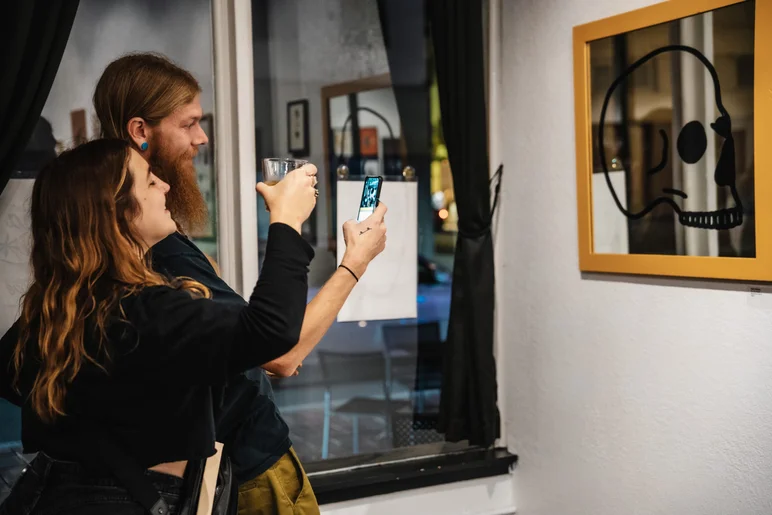 Skull mirror by Matt McDole helps you see your own insides!


<!--tampapro23fridaynight-->