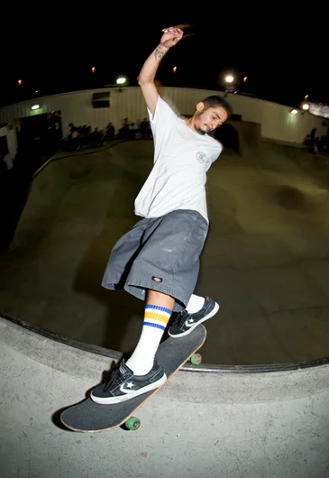 <!--am15friday-->

The 'crete is always going off… Oscar Navarro exemplifies with a Hurricane.