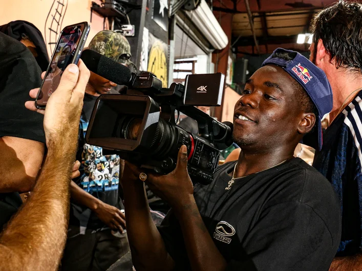 Even Zion got behind the lens for a few.



<!--gasgiantsdemo-->