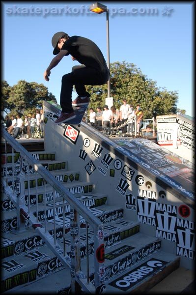 Abdias Rivera - frontside half cab flip