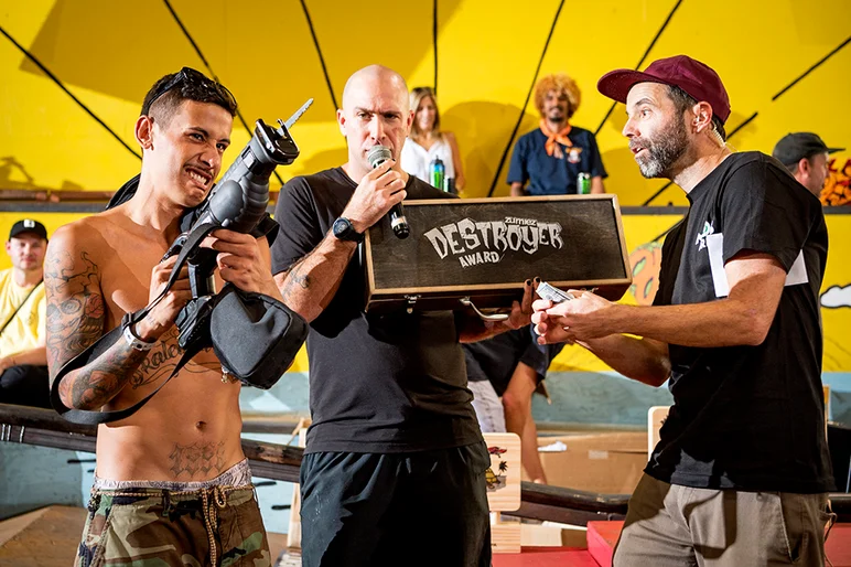 <!--am19finals-->

Wesley takes the Zumiez Destroyer Award, but then again the way he was waving that thing around might've been a bad idea.

