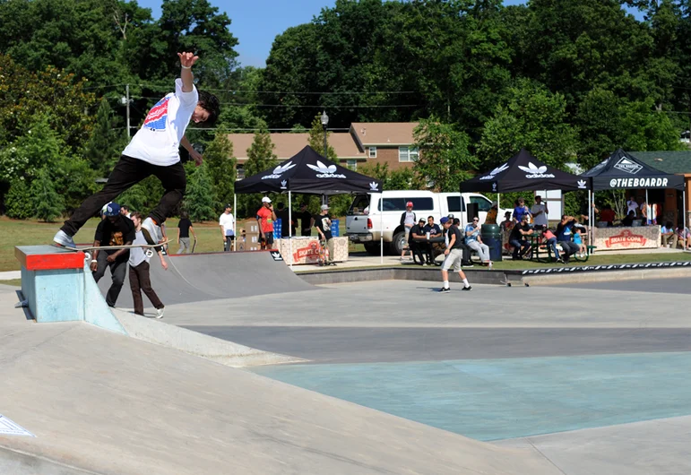 <!--Copa2014-->

Jereme was on autopilot all day, flying around the course like he owned the place. Here he is on a high speed backside tailslide on the quarter into the bank. I think he may have landed more tricks in the final jam than some teams landed combined in their previous jams.








