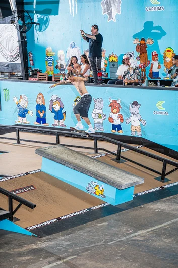 Imagine doing a front blunt pop in this good and Bam Margera is behind you filming someone else!

<!--tampapro2024day1-->