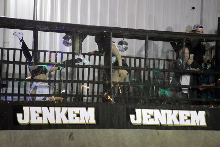 <!--pro17-consjam-->

It was called the Jenkem “VIP Lounge”, complete with disco balls, rave lights and even a few dancers to tie it all together. 