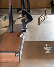 Maurio can kickflip 