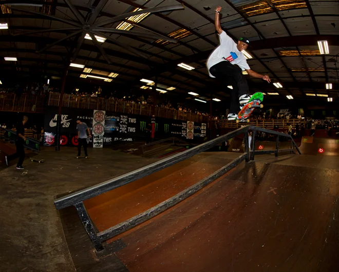 <!--PRO15SATDAY-->

Ishod Wair is a no nonsense kinda guy, coming outta the gates hot with a Gap To Frontside Bluntslide.