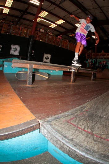 <!--gsd16-->

To end the day, we had a best trick contest on this obstacle. Keenan Lewis is a ripper with style... I promise you this was a Kickflip BS Smith and it was amazing.