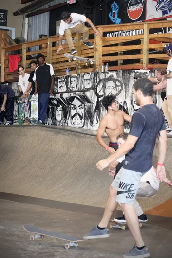 <!--sr19photos-->

Ohhh, okay...