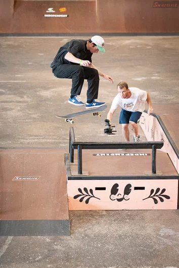 Lil’ Dodgy for a still photo, but Cookie Polejam lateshuvs, while the birthday boy,
Frank captures it all!

<!--tampapro23day2-->