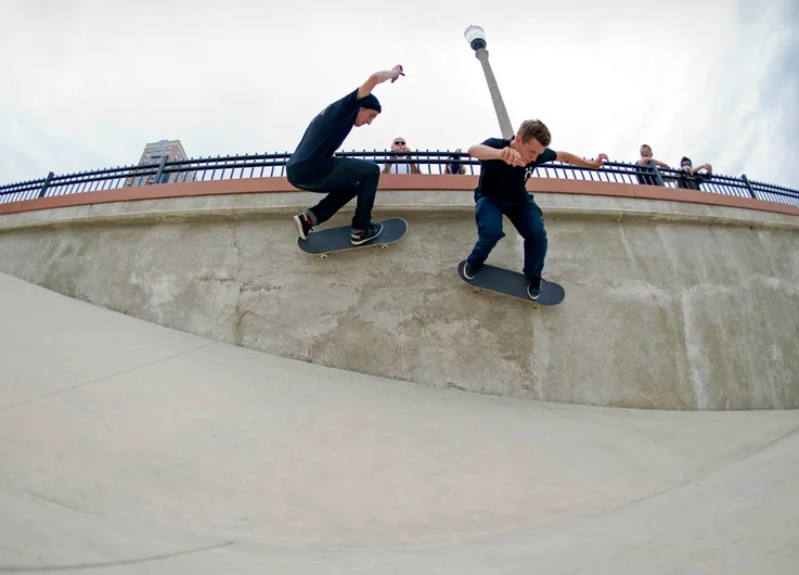 <!--dachithurs-->

Two Wallrides are better than one,  Brett Weinstein and Andy Patterson test the theory.