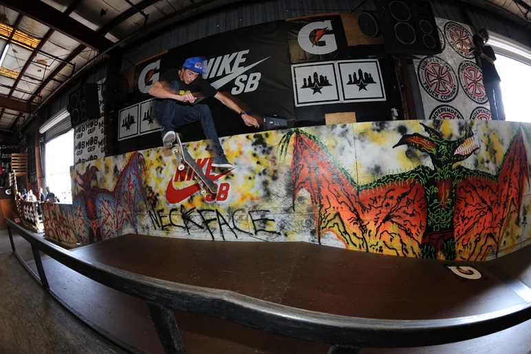 <!--tampapro2014-->

Ryan Decenzo - 360 flip.
