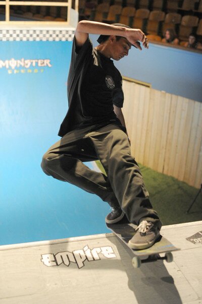 Tom Remillard – front rock