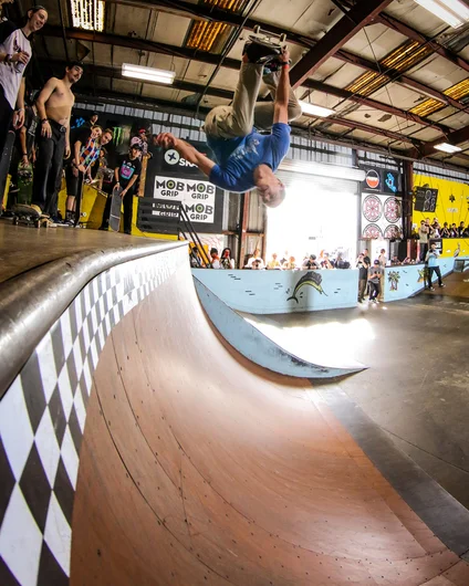 <!--cotc20photos-->

Cali Jeff likes to go Upside Down.
