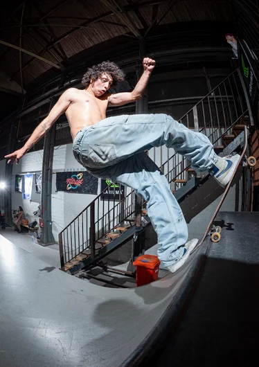 Johan Mogollon gets things poppin’ with a Front Blunt.

<!--damnambreda22practice-->