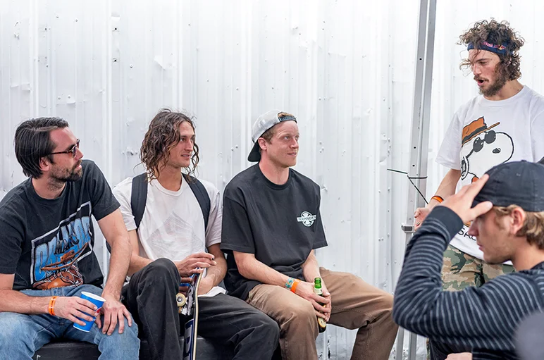 <!--pro17-finals-->

After his run, T-Pudz shares some old road stories with the boys!