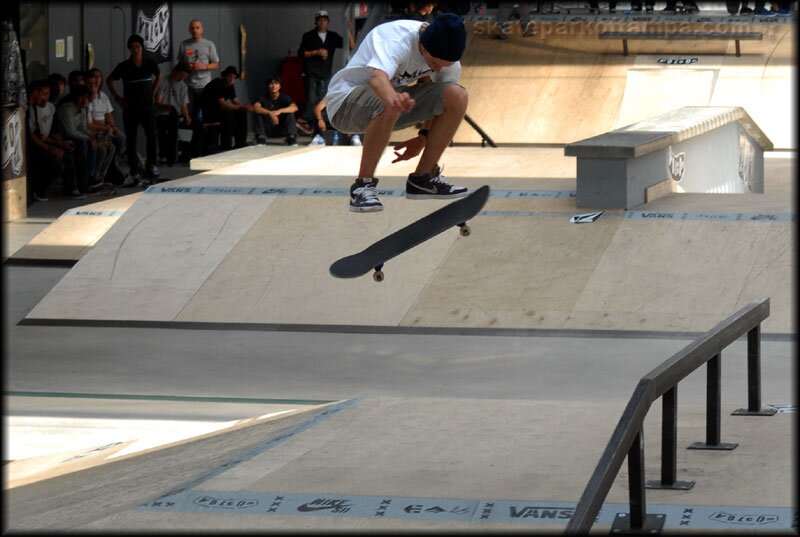 Amsterdam - Max Kruglov 360 flip