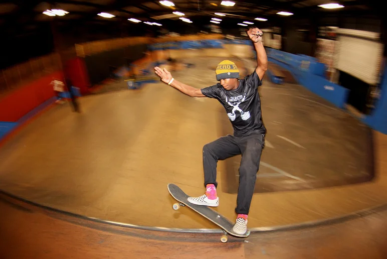 <!--noveotm16-->

Keeping Chuckie in frame can be tough but I managed to catch him a few times while he took speed laps around the course. Front 5-0 & Front Smith?