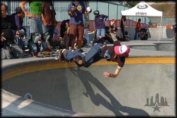 etnies Goofy vs Regular 2006 Bowl Jams