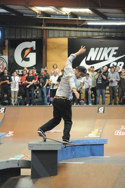 Eric Koston back lips around the block