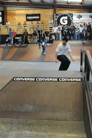 Mike Anderson nollie's into a tight 5-0.<!-- Valentine's Day Massacre 2013 Presented by Converse -->