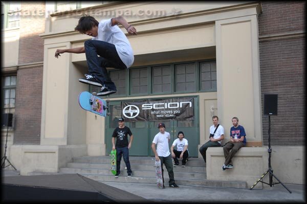 Sean Malto - nollie backside flip