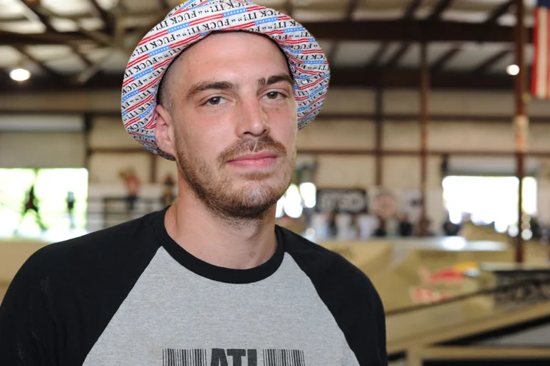 The Qualifiers could not have ended any better with Zeke and the entire building chanting his name on that ollie into the quarter.<!-- Damn Am Atlanta 2013 Presented by DVS -->