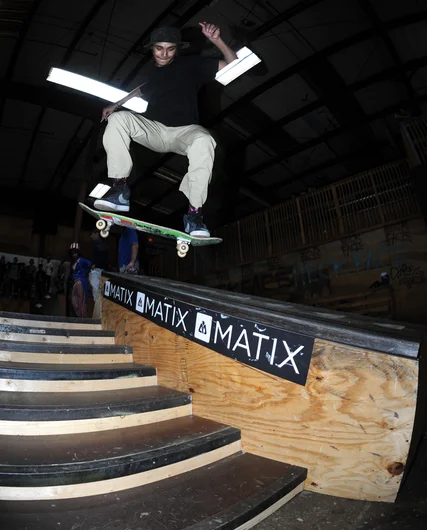 <!--hj2014-->

Ramante Cooper set the bar high during best trick with this proper kickflip crook down the hubba.




