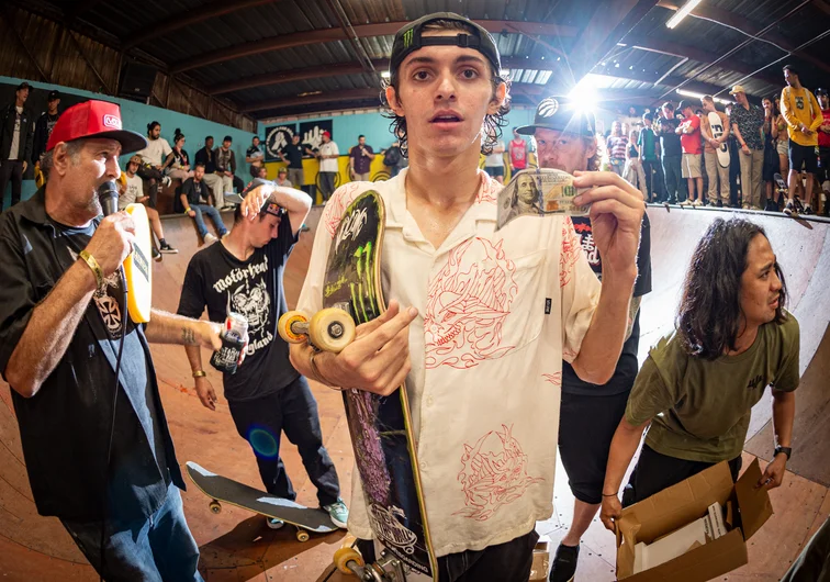 Again, Jake looking surprised for landing this one

<!--tampapro22madnessbowljam-->