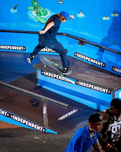 <!--am16satphotos-->

Frankie Villani becomes one with the Blue mid No-Comply Fakie 5-O.