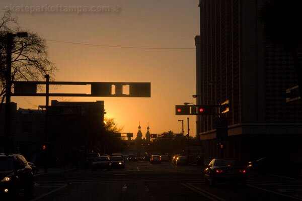 Curtis Hixon Park in Tampa - sunset on Twiggs