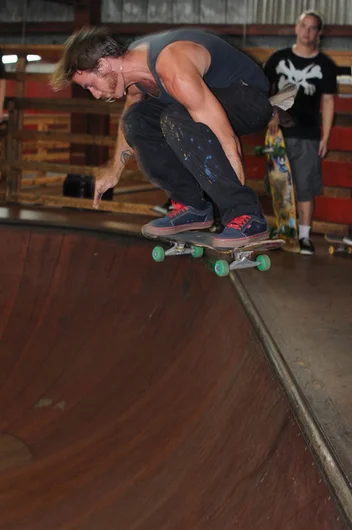 I you want to know how to skate the Bro Bowl, watch Kevin Zimnock.  This is an early grabber to back tail.<!-- Old Man Appreciation Bowl Jam 2012 -->