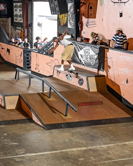 Kevin Timmons came down the Ramp 48 Crew; great to see you Kevin! Back Tail across the Pyramid

<!--clashofthecrews23day2-->