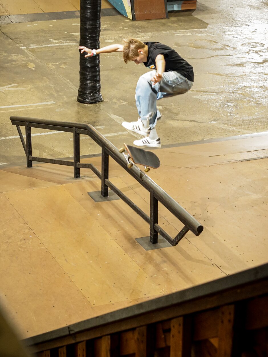 Heelflip Front Board