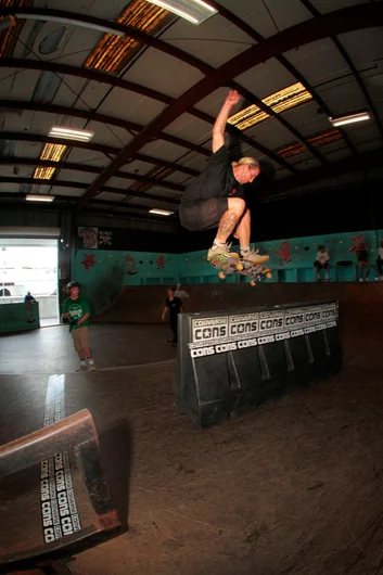 <!--ahday16cons-->

Tim did a number of tricks on the thing frontside, backside and those flip ins. Kickflip FS Lipslide.