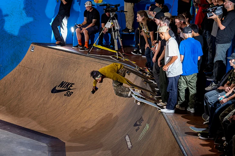 <!--am16satphotos-->

When you’ve Ollied the poles at Wilshire, you got nothin to prove.. Shareef Grady takes it real leisurely with a under board carve as the speaker box blares.