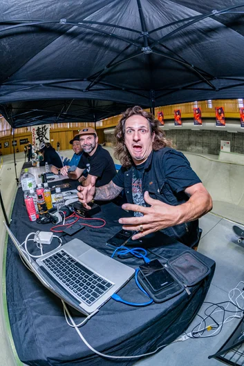 I startled DJ Wade. Sorry dude, shouldn't have put a mirror in front of you like that!

<!--damnamjapan2023mensqualifiers-->