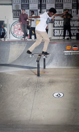 <!--dacm16-finals-->

Boy does Berronte know how to put together a run!  Connecting the dots with a Backlip and so on.