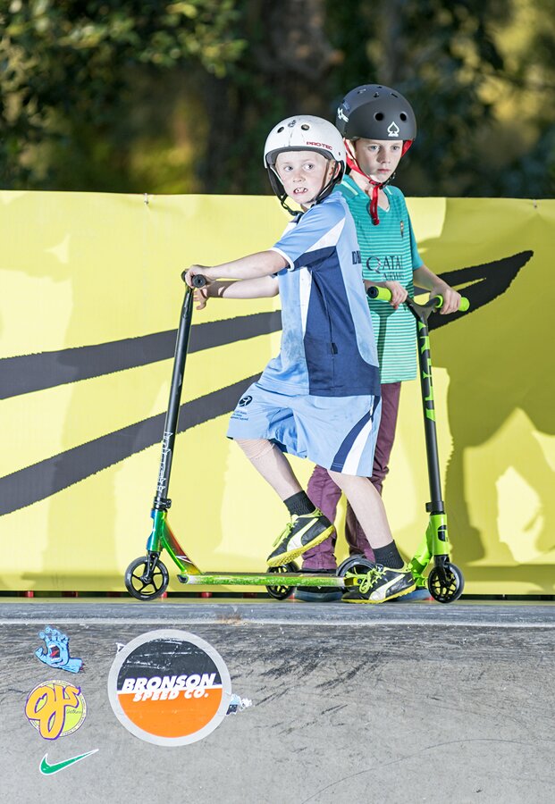 Damn Am Australia Coverage